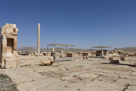 Not an awful lot has been left over from the ancient capital Pasargadae. Photo: KW.