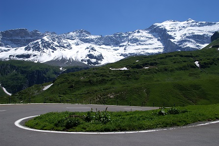 The Klausen pass links the cantons Uri and Glarus. Photo: Friedrich Böhringer / CC BY-SA 2.5