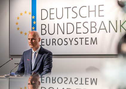 Carl-Ludwig Thiele (Executive Board) speaks during the opening of the special exhibition. Photo: Nils Thies.