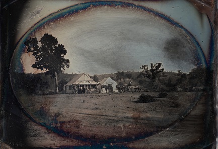 Unknown photographer. Men with a horse-drawn cart, Horse Shoe Bar, North Fork American River, California. August 1851. Daguerreotype. 1/2 plate (10.8 x 14 cm).