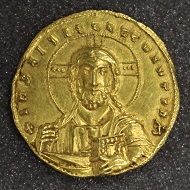 Nicephorus II, histamenon nomisma, 963-969, gold, Constantinople. Photo: The Hunterian.