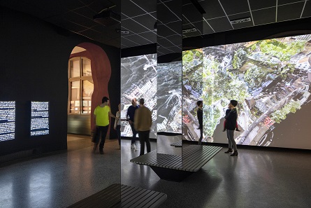 A view of the exhibition. Photo: Jan Bitter / Holzer Kobler Architekturen.