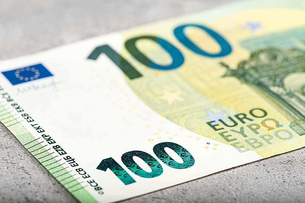  Fake 100 Euro Banknotes 