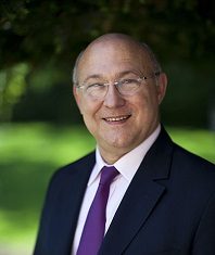 Michel Sapin: Minister of Finance with a soft spot for numismatics