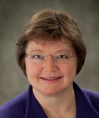 Kirsten Petersen receives World Money Fair Award