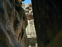 Basel displays objects from desert town Petra