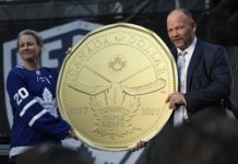 Canadian coin commemorates 100th anniversary of Maple Leafs