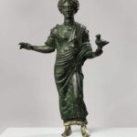 00_Mädchen mit Taube