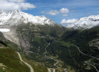 New “Furka Pass” Swiss Commemorative Coin and 2019 Christmas Coin Set