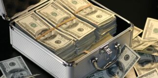 A Study Has Proven: Cash Is a Public Good