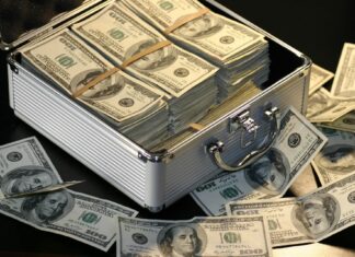 A Study Has Proven: Cash Is a Public Good