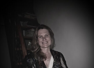 Natanya Van Niekerk Receives COTY Lifetime Achievement Award