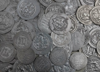 Louvre Abu Dhabi Displays “Hoard of Jazira” Collection
