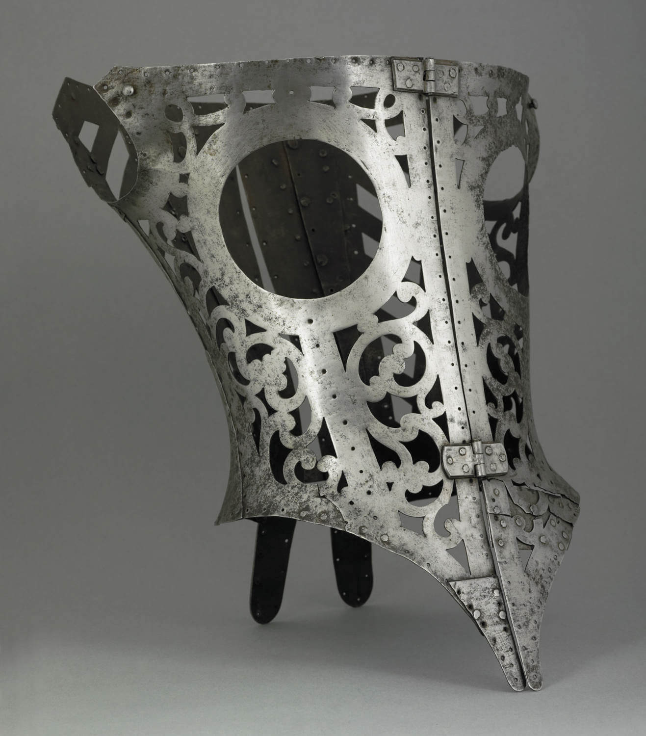 Image of Field Armor from a Garniture, c.1595 (steel, iron, brass