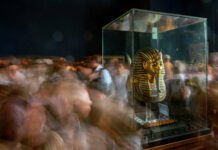 Exhibition Displays Tutankhamun’s Complete Burial Hoard